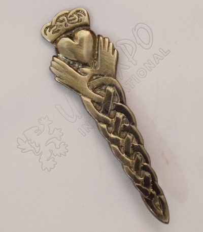 Claddagh Shiny Antique Kilt Pin