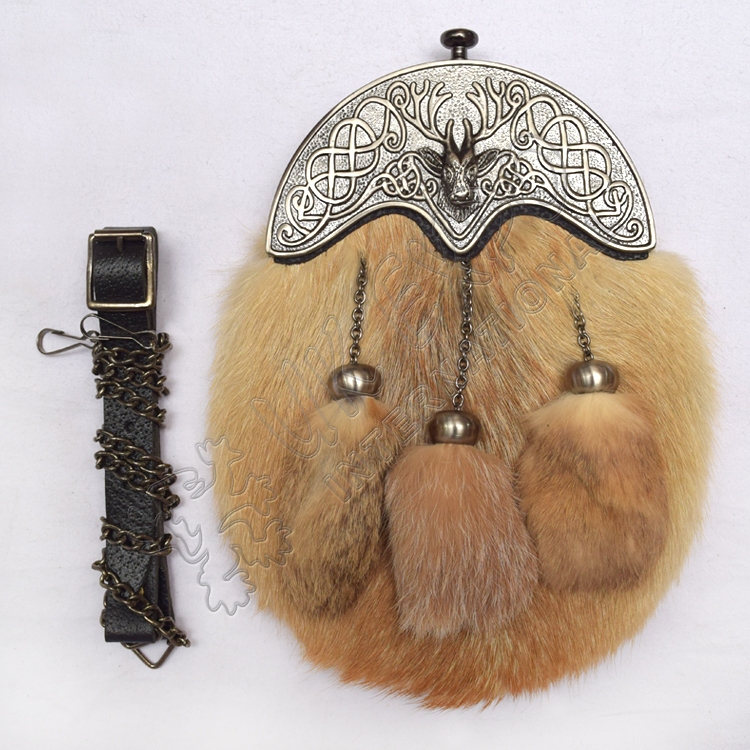 full_dress_antique_stag_cantle_brown_fox_fur_sporran_m_6521.jpg Fox Fur Antique Stag Cantle Brown Sporran