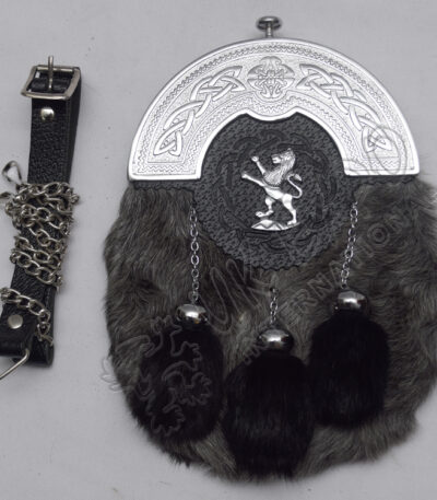 Chrome Plated Cantle Lion Badge Gray Fur Sporran