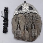 Antique Cantle Rampart Lion Gray Fur Sporran