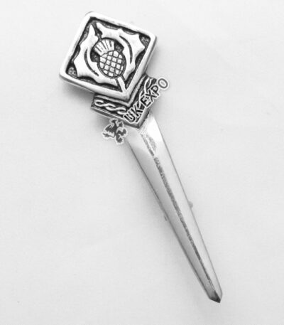 Scottish Flower Kilt Pin With Black Color Filling