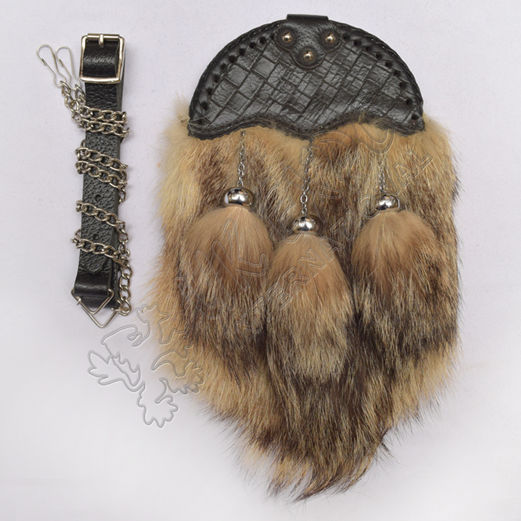 semi_dress_brown_fox_fur_with_black_leather_cantle_sporran_m_6516.jpg Black Cantle Leather Brown Fox Fur Sporran
