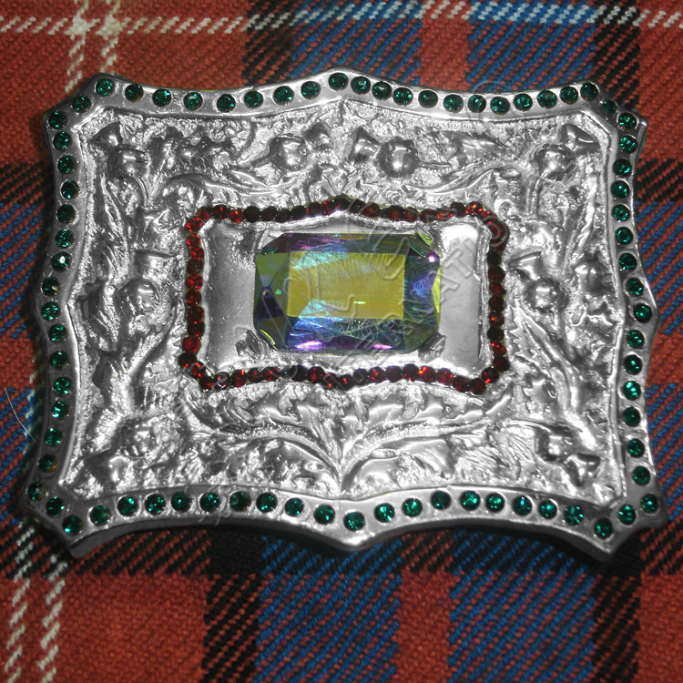 Thistle Glass Color Diamonds With White Multi Oil Artificial Dimond