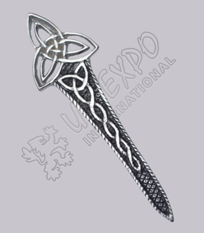 Celtic Knot Design Black Color Filled Kilt Pin