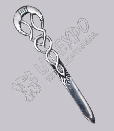 Celtic Knot Black Color Filled Kilt Pin